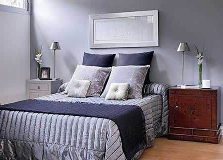 Siva simbolizira neutralnost i hladnoću, pa ju preferiraju zatvorene osobe, koje se svjesno ograđuju od vanjskih utjecaja. U interijeru se siva mora koristiti oprezno i vrlo dozirano.