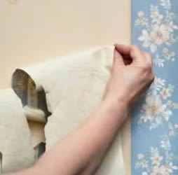 Sanacija zidova nakon skidanja tapeta je mukotrpan posao